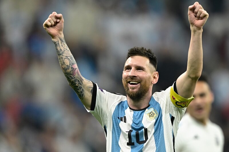 3. Lương cầu thủ cao nhất thế giới: Lionel Messi (26 tỷ VNĐ/tuần)